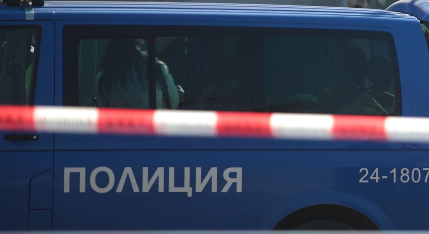 Тройно убийство в Исперих: Откриха телата на мъж и две момичета