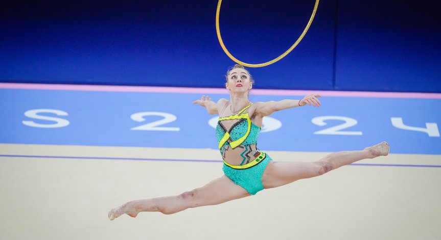 В квалификациите участваха 24 гимнастички.