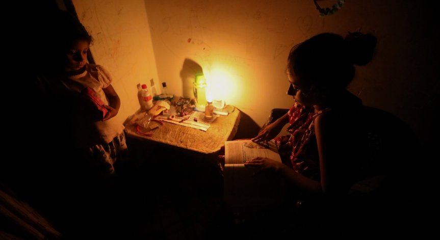 Русия спира електроснабдяването на Финландия