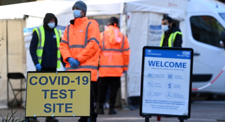 Великобритания с рекорден брой нови случаи на Ковид-19 за втори пореден ден