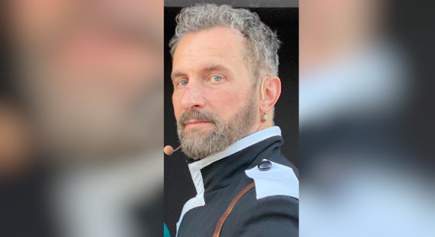 Колеги скърбят за обичания оперен певец.