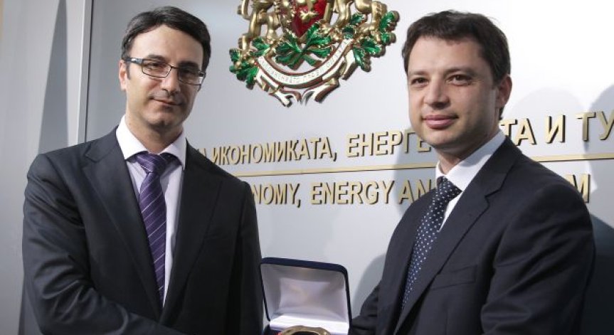 Трайков предаде министерската щафета