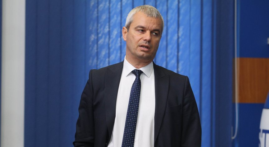 Костадин Костадинов се изправя пред Софийския районен съд