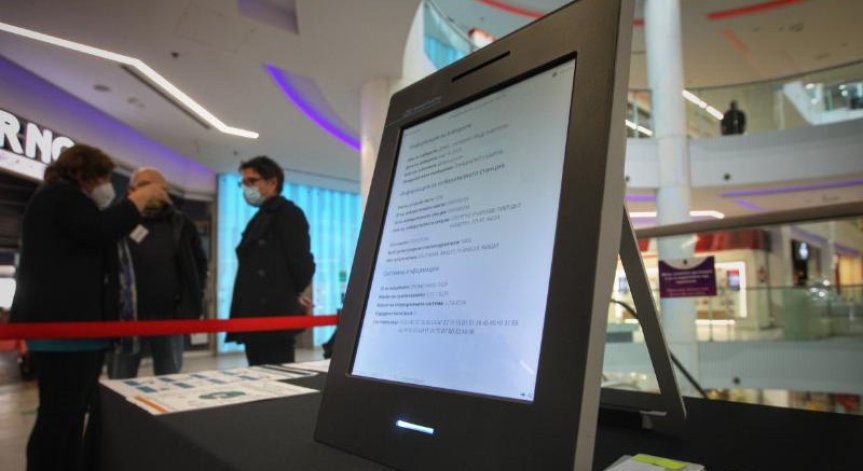 ЦИК моли премиера Янев за помощ: Няма кой да съхранява машините