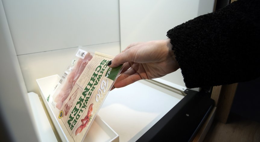 Вече пазят сиренето и месото с магнити срещу кражба - къде и защо?