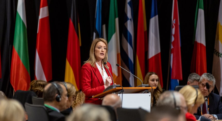 Европарламентът решава за въвеждането на Истанбулската конвенция