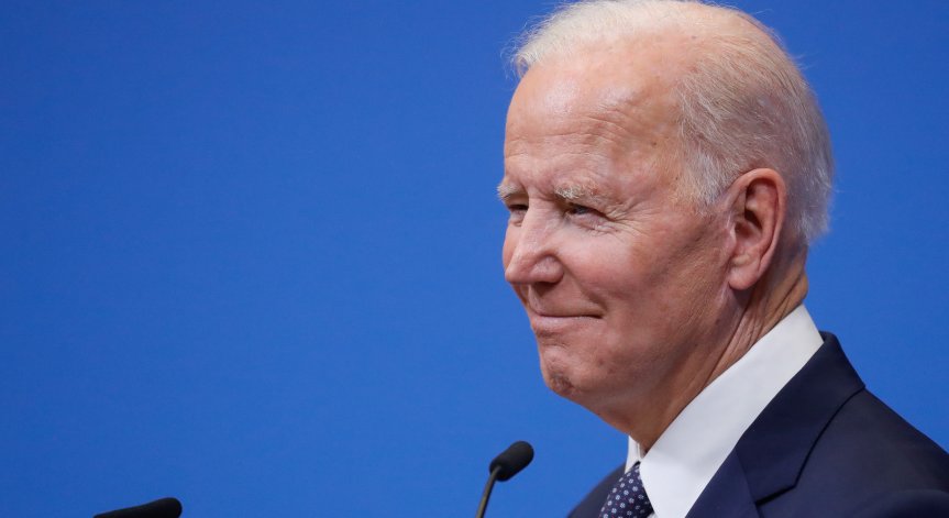 Байдън заминава на посещение в Полша, ще разговаря с президента Анджей Дуда