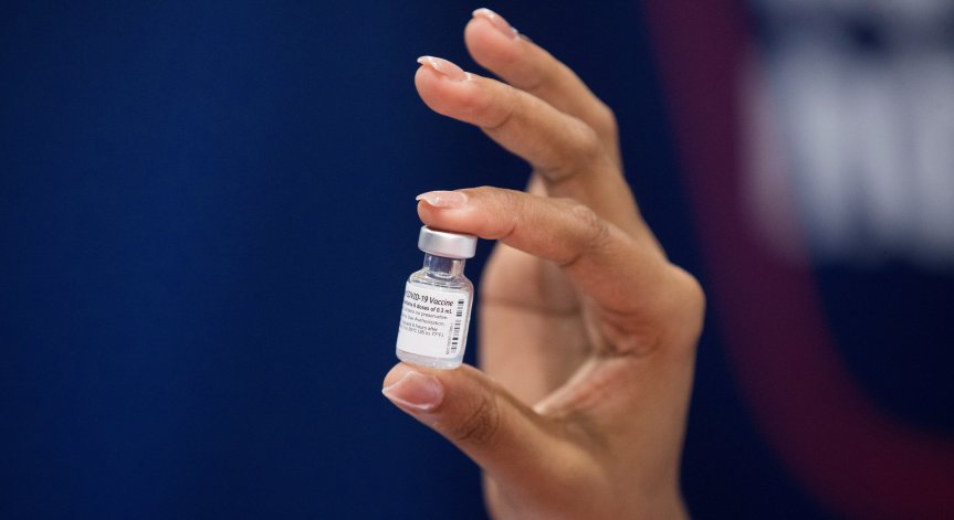 САЩ: Напълно ваксинираните нямат нужда от подсилваща доза срещу Ковид-19