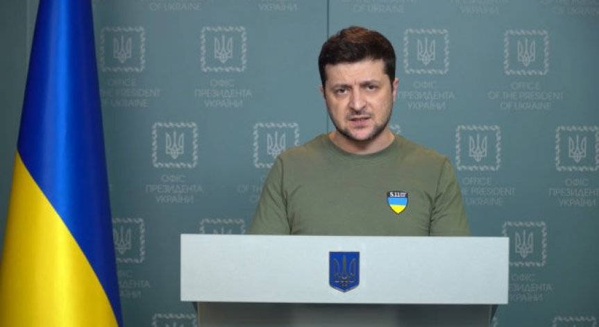 Зеленски помоли Байдън да не санкционира Абрамович