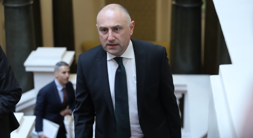 Депутатите решават дали Каримански ще оглави БНБ