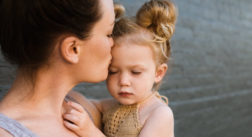 Спрете с тези токсични навици, вредите на децата си