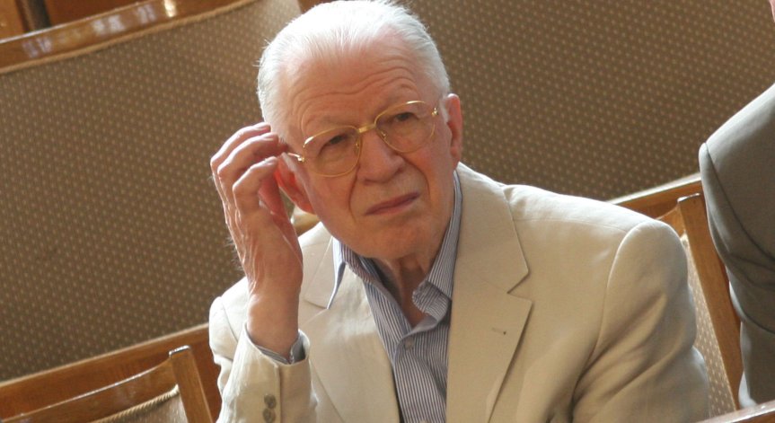 Почина генерал Любен Гоцев