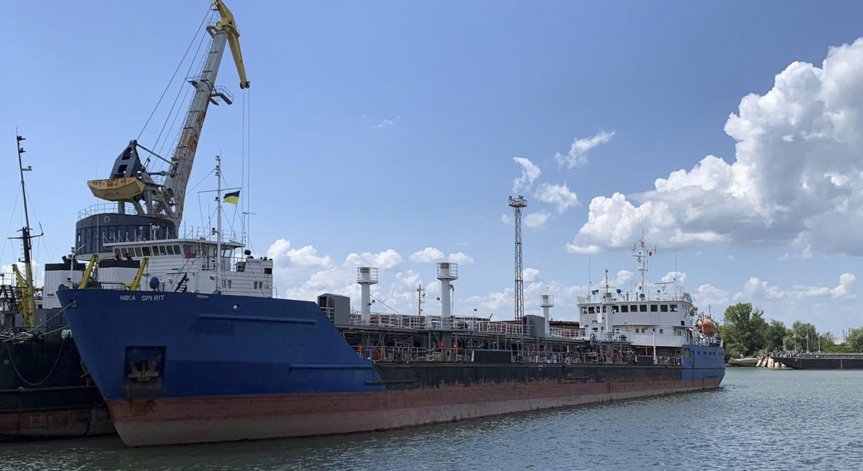 Русия унищожи 13 хил. тона зърно при атака срещу пристанище на Дунав