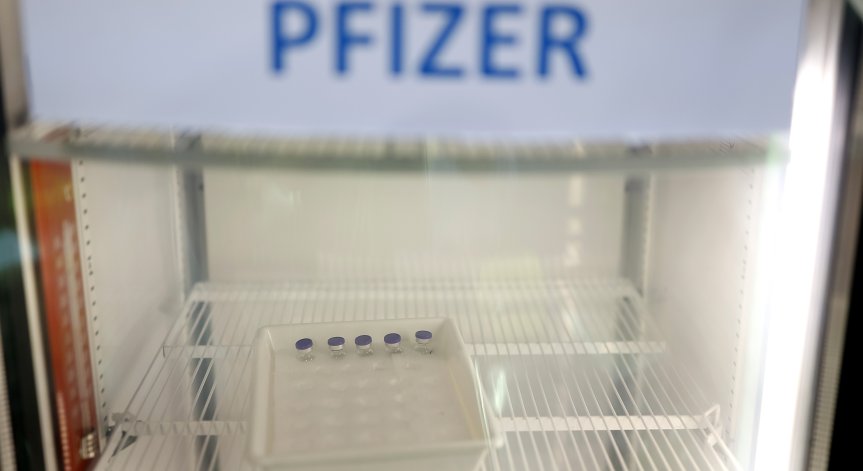 31 590 дози от ваксината на Pfizer/BioNTech пристигат утре в България