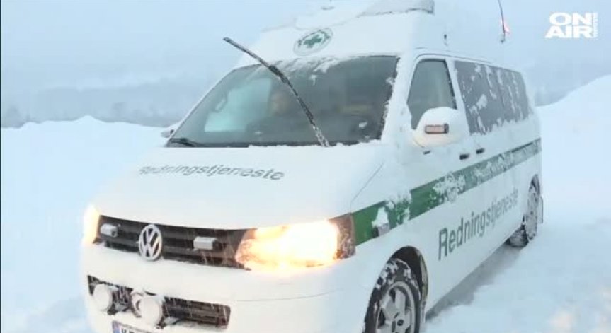 Лошо време затруднява издирването на изчезналите в Норвегия скиори