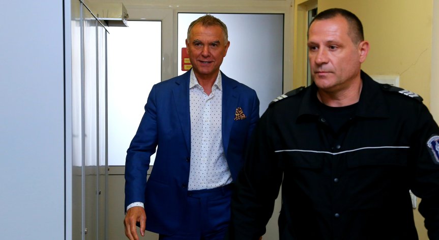 Нов опит: Спецсъдът гледа мярката на Атанас Бобоков