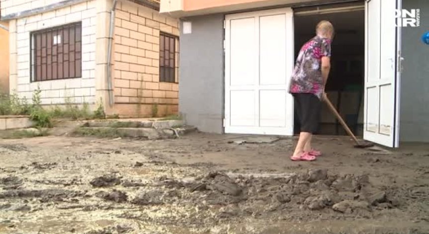 След потопа в Мизия: Обстановката се нормализира, а щетите са за хиляди левове