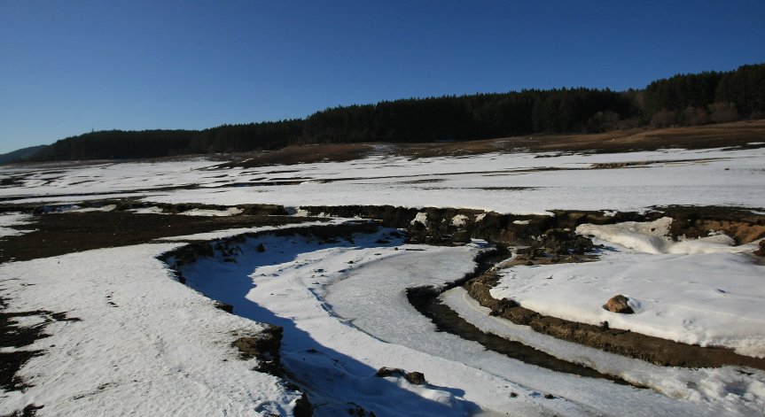 Перник и още няколко населени места остават без вода