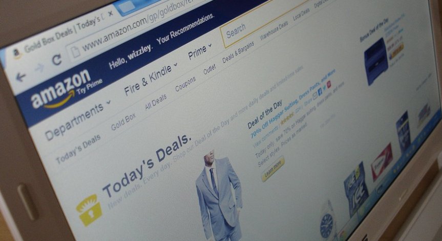 Аmаzоn замени лoгoтo нa пpилoжeниeтo cи, напомняло за Хитлер