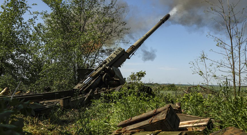 Украйна: Врагът опитва да обкръжи Авдеевка, може да се превърне във втори Бахмут