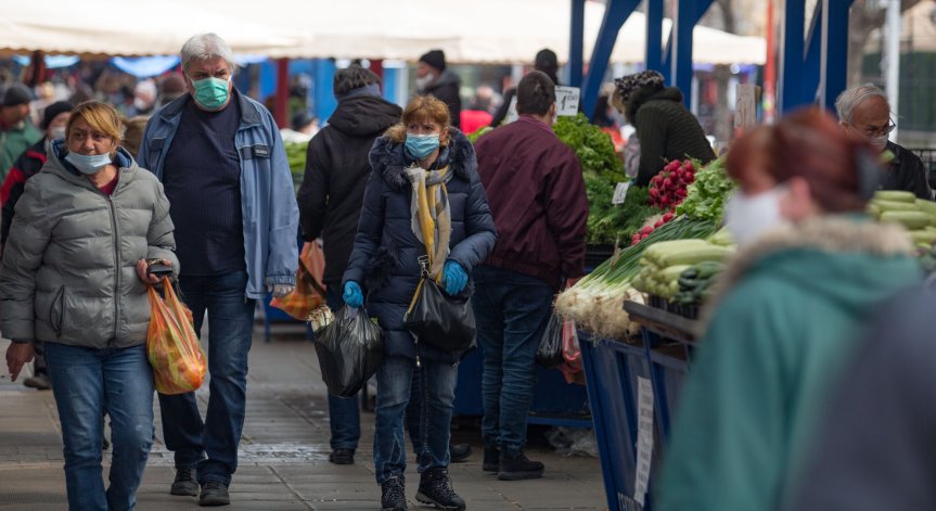 1% ръст на БВП за четвъртото тримесечие на 2021 г.