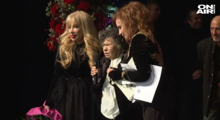 Стоянка Мутафова: Театърът е това, което ме държи през годините!