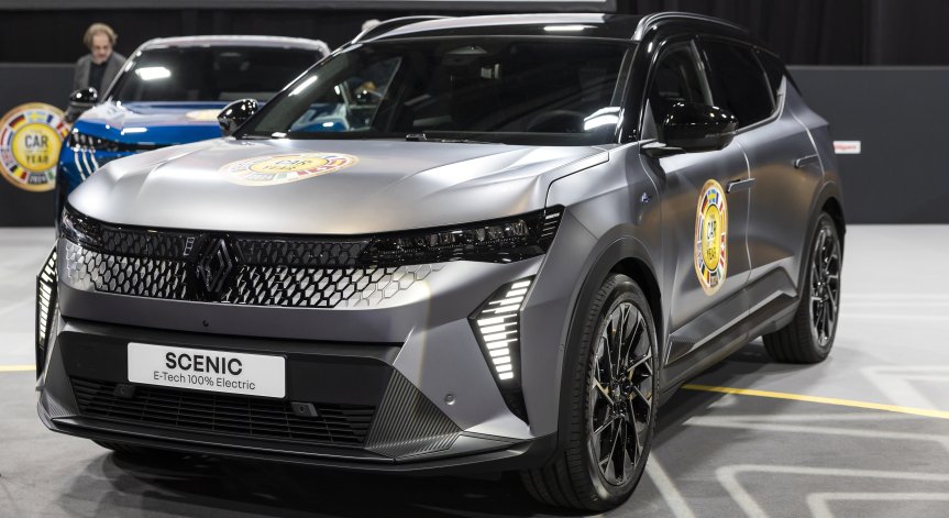 Renault обяви уникална сделка.