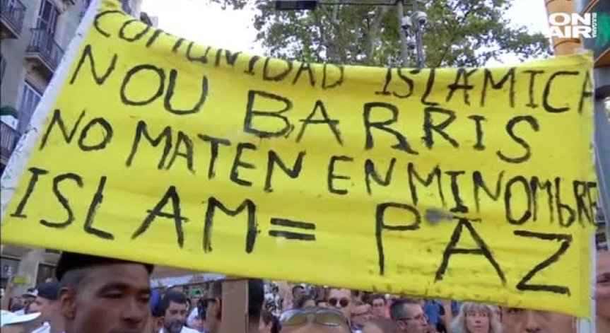 Мароканската общност в Барселона почете паметта на жертвите от атентата