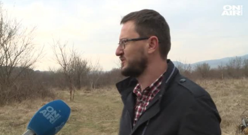 Адреналин на макс: Кучета, предвождани от козел, нападат хора в столичен парк