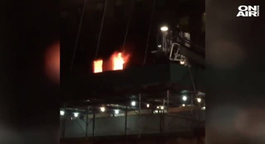 26 души бяха ранени при пожар в 33-етажна сграда в Манхатън
