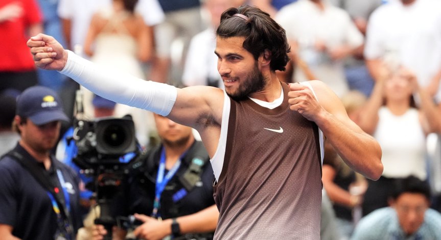 Алкарас с поредна убедителна победа на US Open