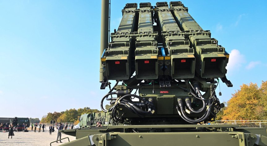 Германия дари на Украйна Patriot и сега купува от САЩ