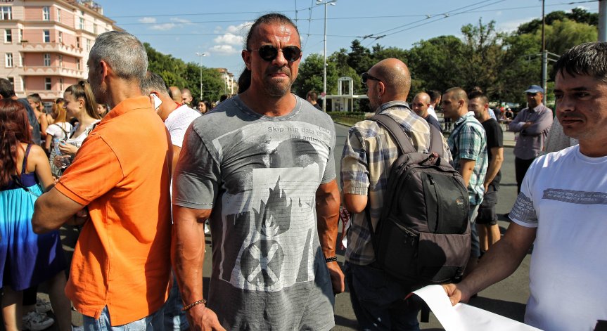 Ресторантьорите: Бойкот на мерките, затворете бизнесите ни и ни вкарайте в затвора