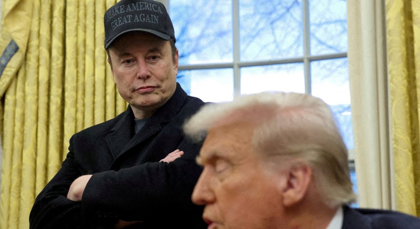 Мъск е изгубил 4,4 млрд. долара само в понеделник.