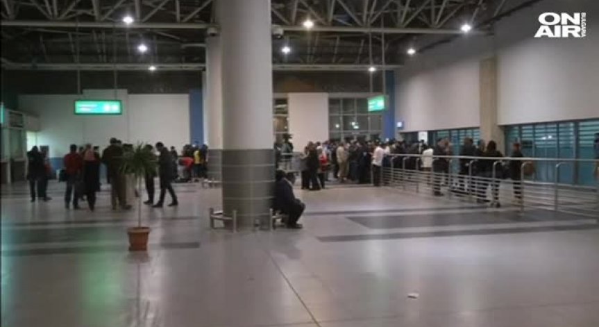 Пътниците на похитения египетски самолет се завърнаха