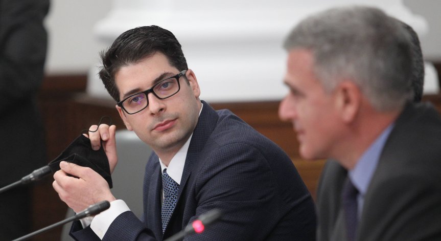 Янев, Пеканов и Петков се отчитат пред депутатите, НС изслушва и КЕВР
