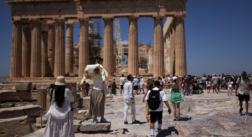 След продължителната гореща вълна: Времето в Гърция се променя от утре