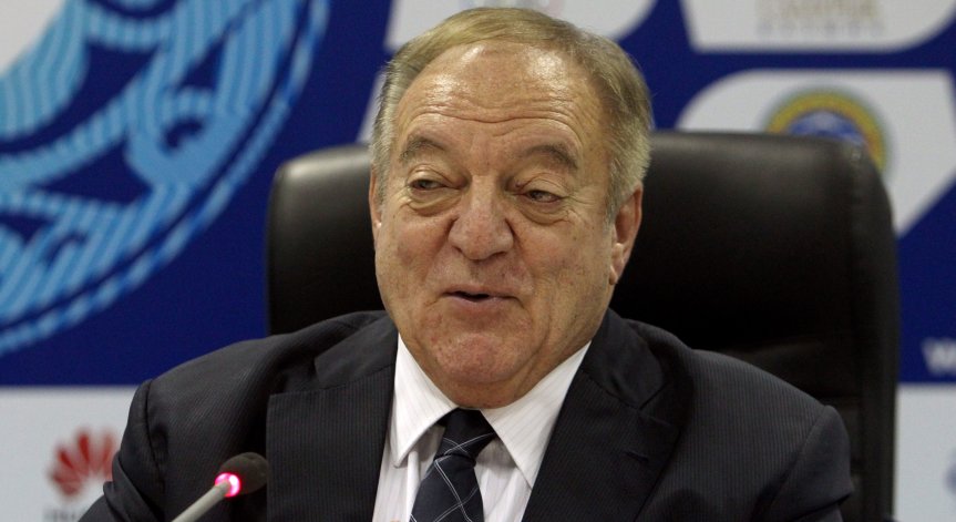 Международната федерация по вдигане на тежести е скрила положителни допинг тестове