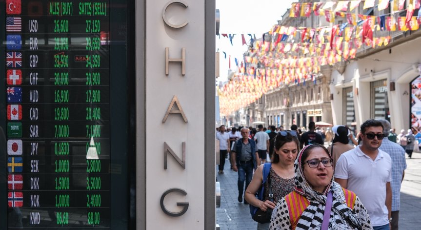 Инфлацията в Турция скочи с над 60% след поскъпването на петрола