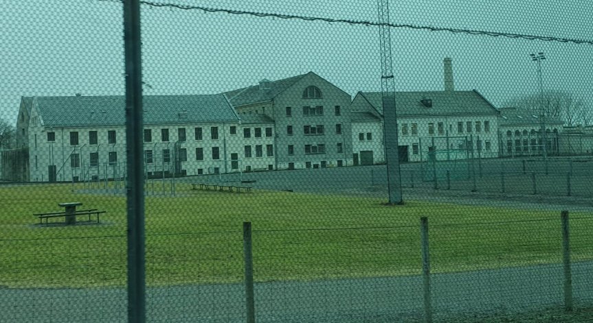 Български затвори по модел на Норвегия - ще развиват биоземеделие, ще произвеждат ток