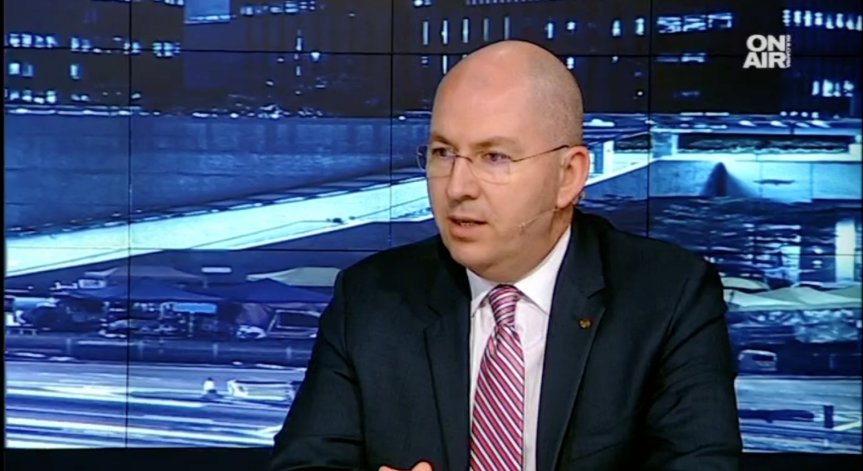 Медведев в България: Само приказки без конкретика, заяви Румен Йончев