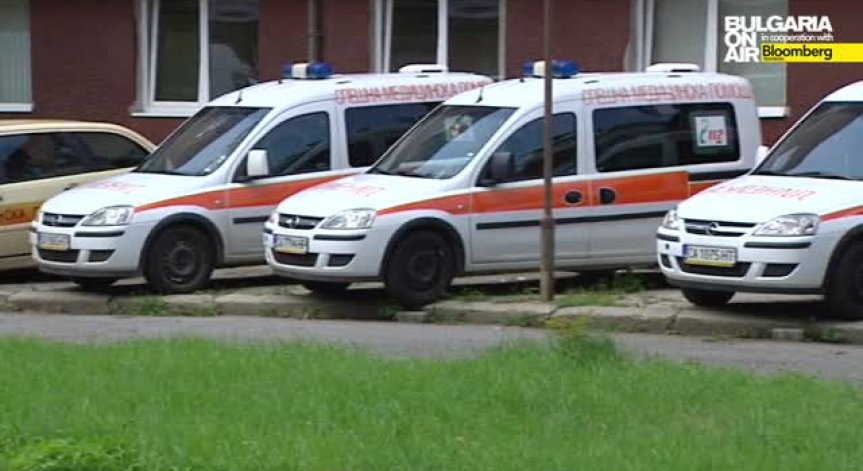 Намаленият бюджет на столичната „Бърза помощ” засегна заплащането на екипите