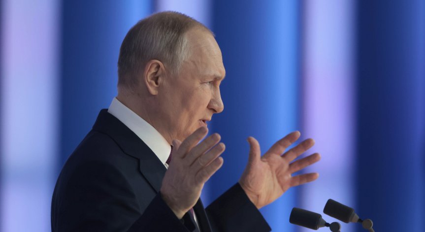 Черни билбордове към руснаците за речта на Путин: 
