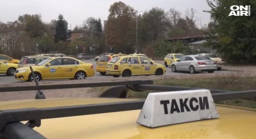 Хванаха таксиметров шофьор в Силистра, бил куриер за телефонни измами