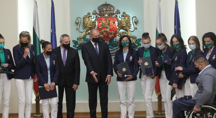Изплащат до края на септември премиите на българските спортисти от Игрите в Токио