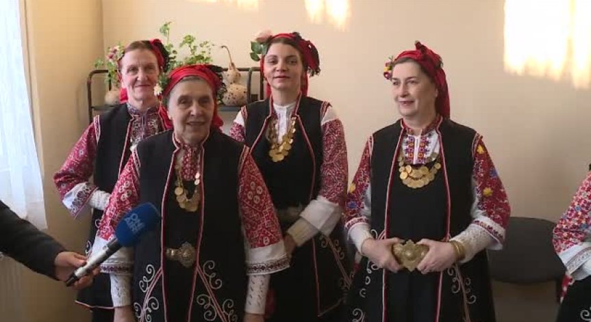 Бистришките баби със софийска баница в ръка ще посрещат еврочиновници