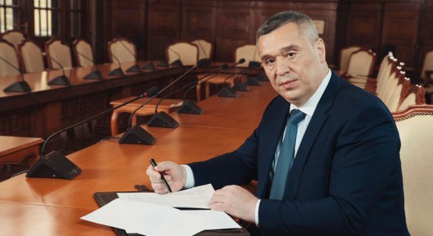 Министър Тахов утвърди цената за доставка на вода за напояване за 2025 и 2026 г.