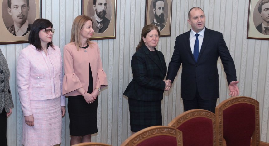 Румен Радев  се срещнa с председателя на ЦИК