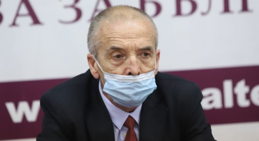 Доц. Мангъров: Ковид мерките и цифровият сертификат пращат ЕС по дяволите