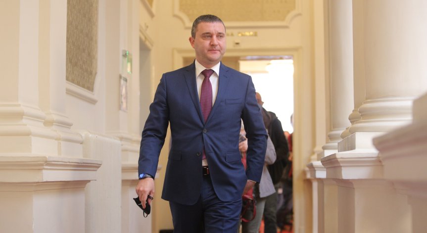 Горанов не вижда никаква причина да подава оставка